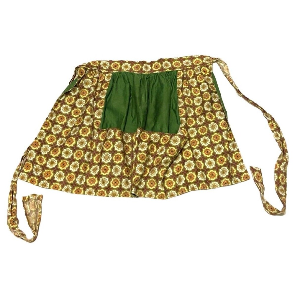 #5749 Womens Green and Tan Half Apron with Pocket